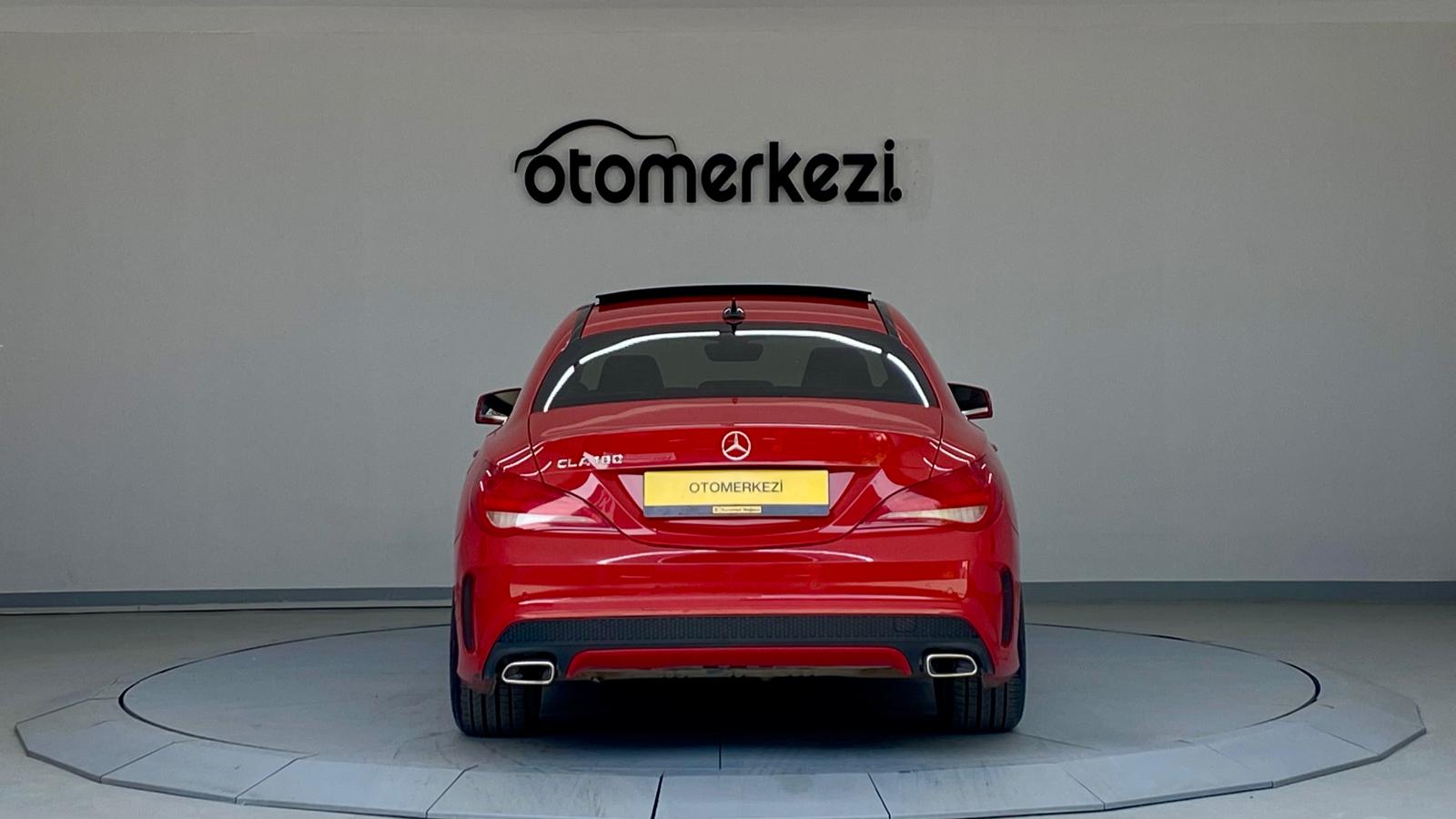 MERCEDES CLA 4